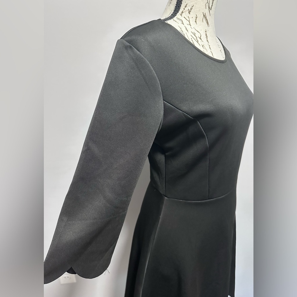 👗 Women's 3/4 Sleeve Boat Neck Dress - Black 🖤 - Picture 12 of 15